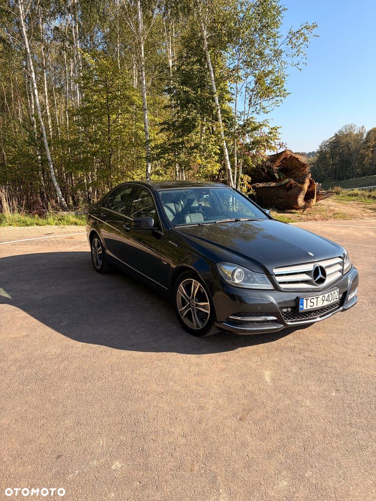 Mercedes-Benz Klasa C 220 CDI DPF (BlueEFFICIENCY) 7G-TRONIC Avantgarde - 6
