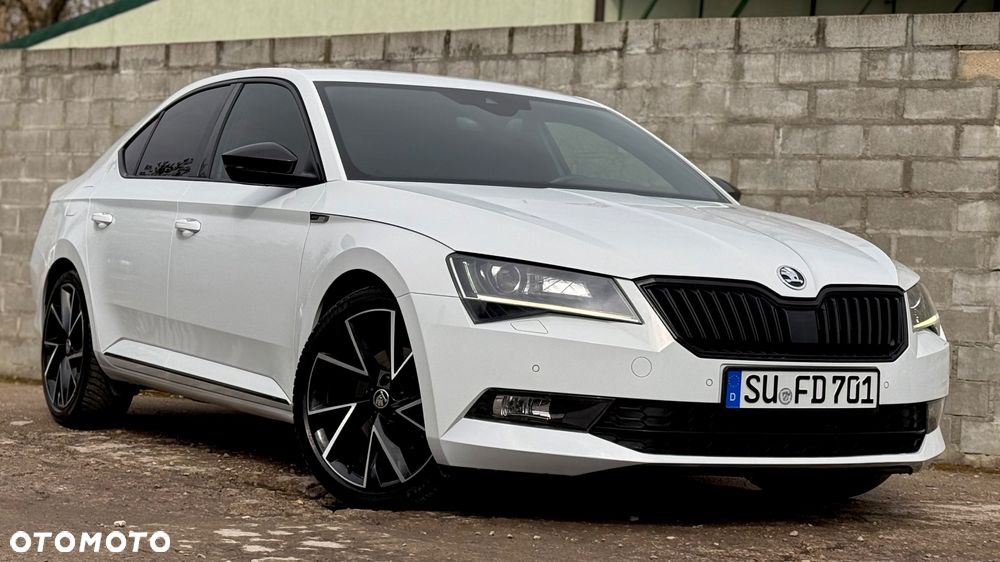 Skoda Superb 2.0 TDI DSG Sportline - 24