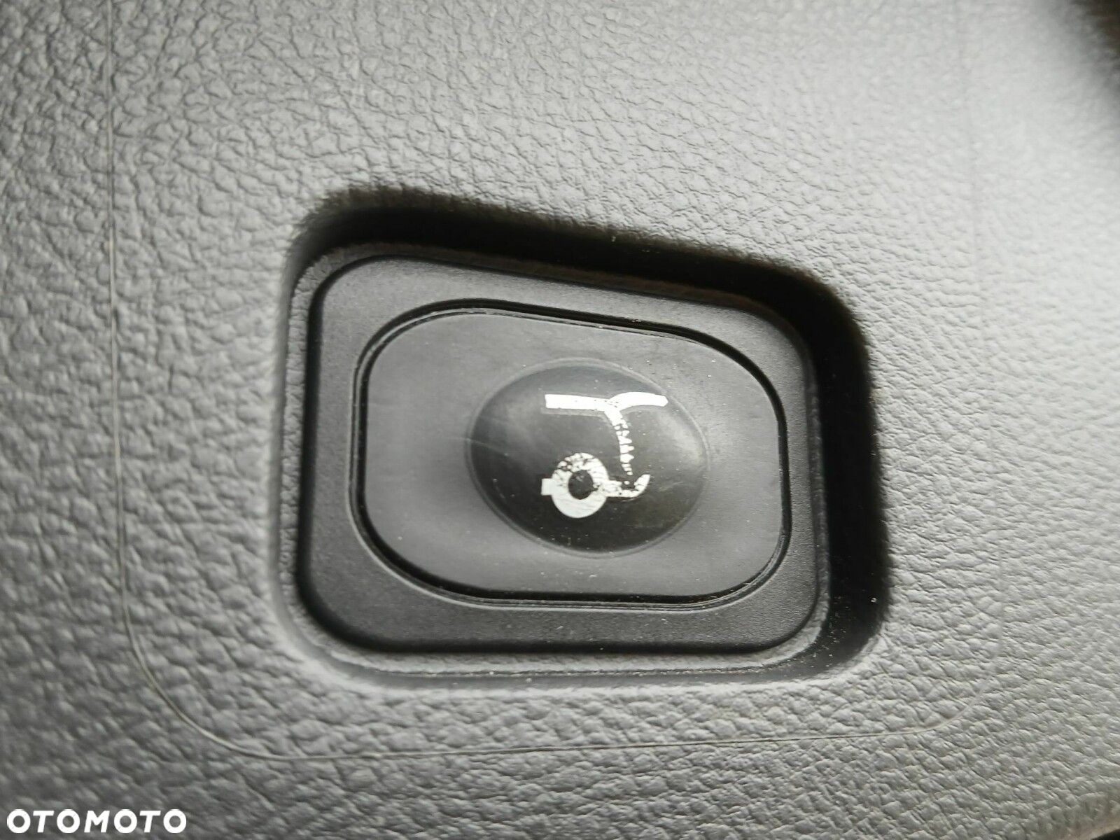 Ford Mondeo 2.0 Hybrid Titanium - 31