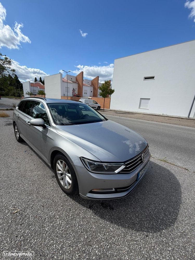 VW Passat Variant 2.0 TDI Confortline DSG - 4