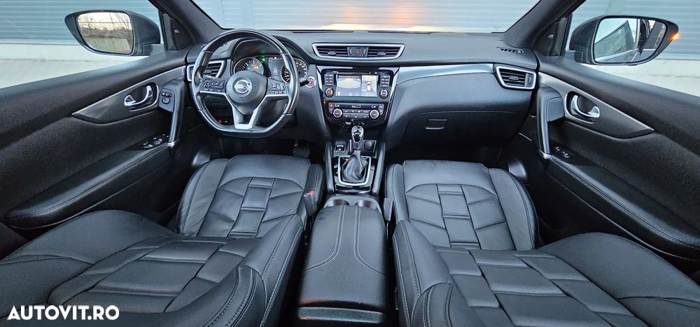 Nissan Qashqai 1.6 DCI Xtronic TEKNA+ - 8