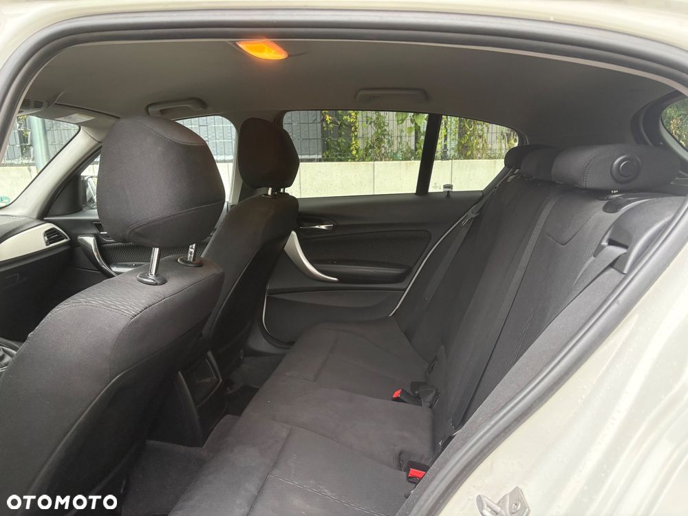BMW Seria 1 116d Sport Line - 17