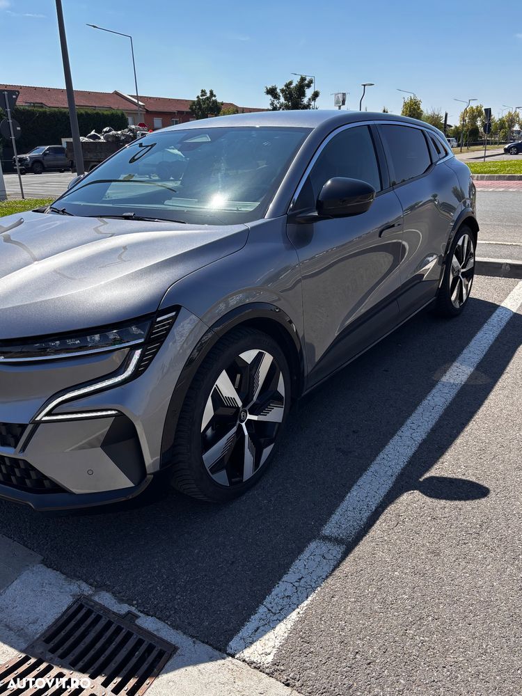 Renault Megane E-TECH 60 kWh 220 CP Techno - 2