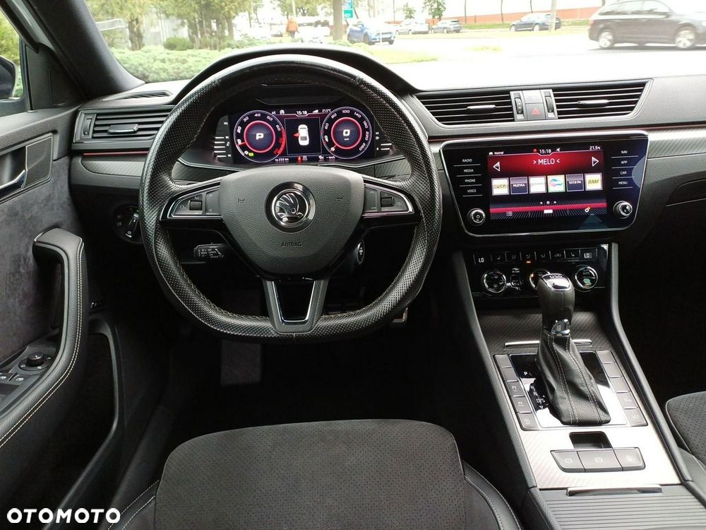 Skoda Superb 2.0 TSI 4x4 DSG Sportline - 18