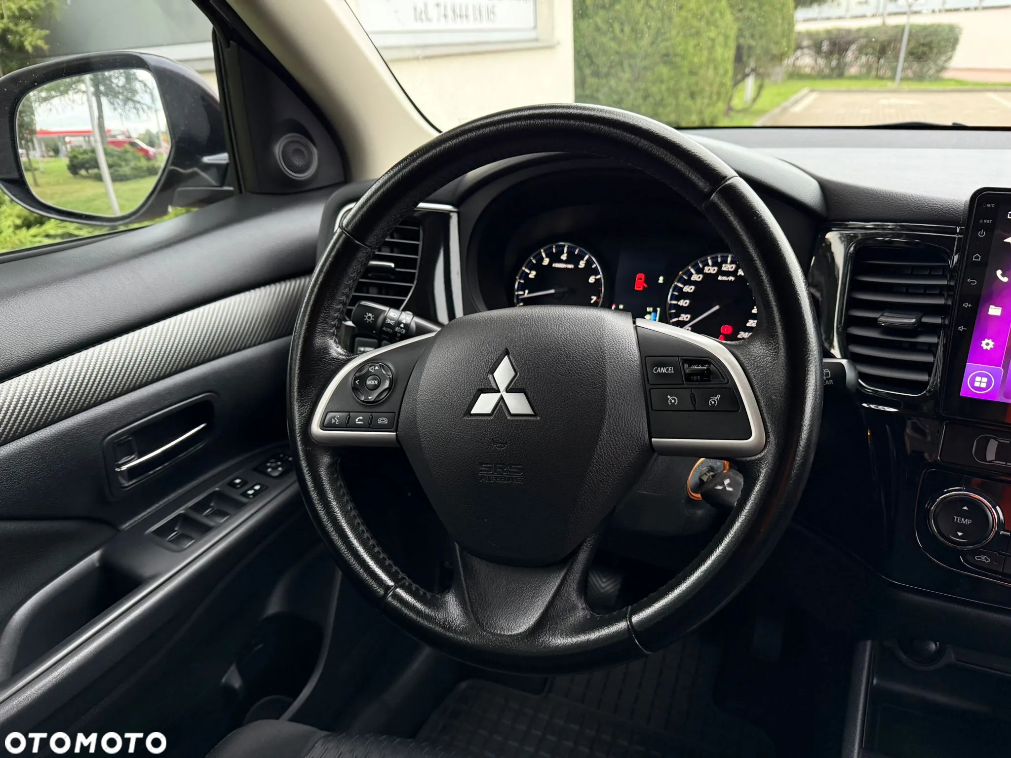 Mitsubishi Outlander 2.0 Invite + 2WD - 38