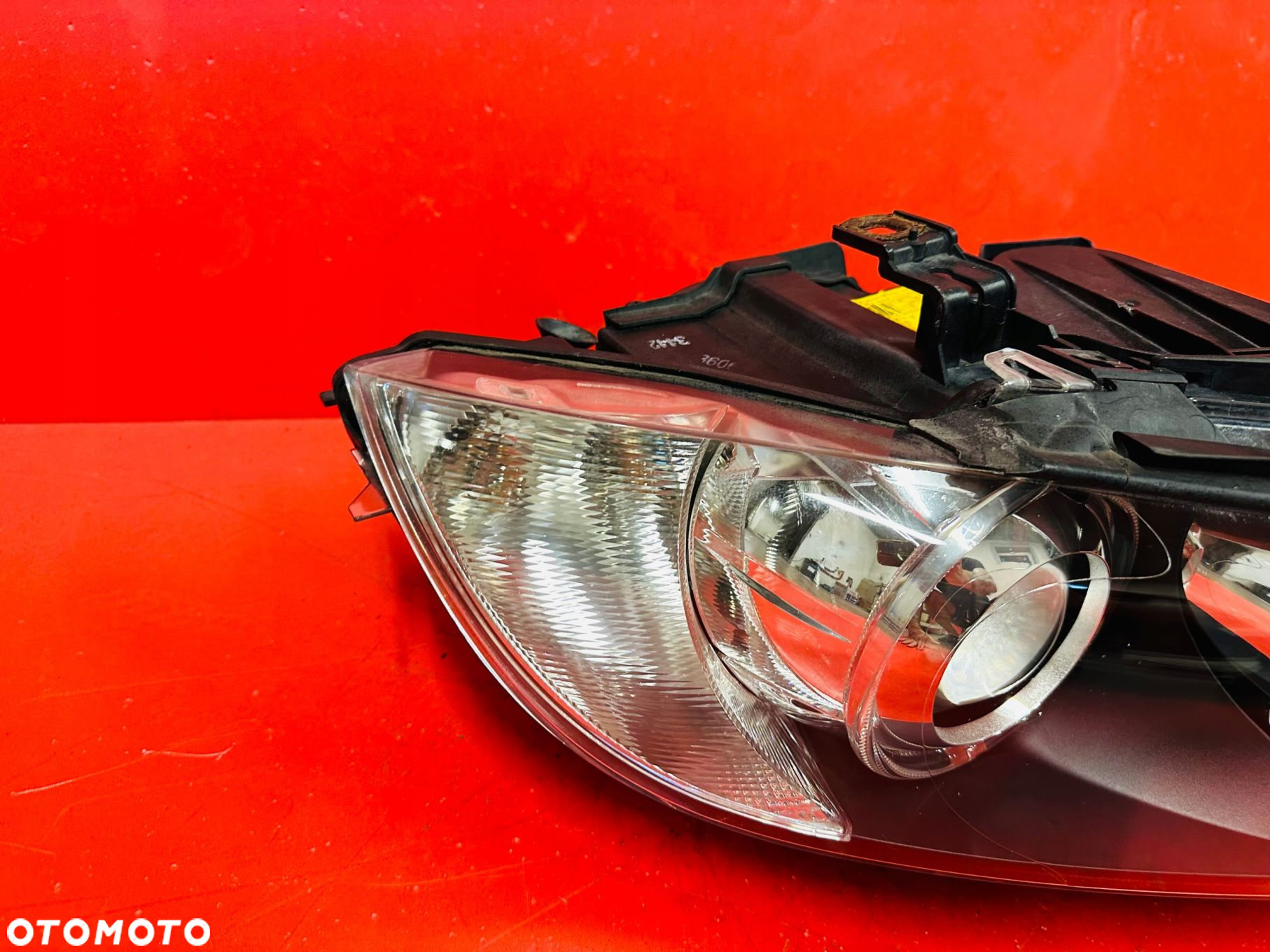 LAMPA PRAWA BMW E92 E93 BI XENON EUROPA STAN BDB KOMPLETNA - 3