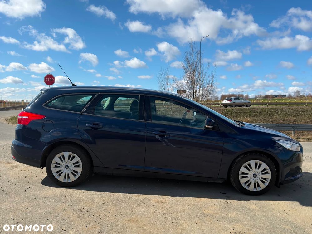 Ford Focus 1.5 TDCi Trend - 9