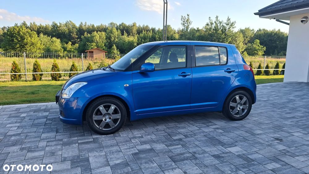 Suzuki Swift - 16