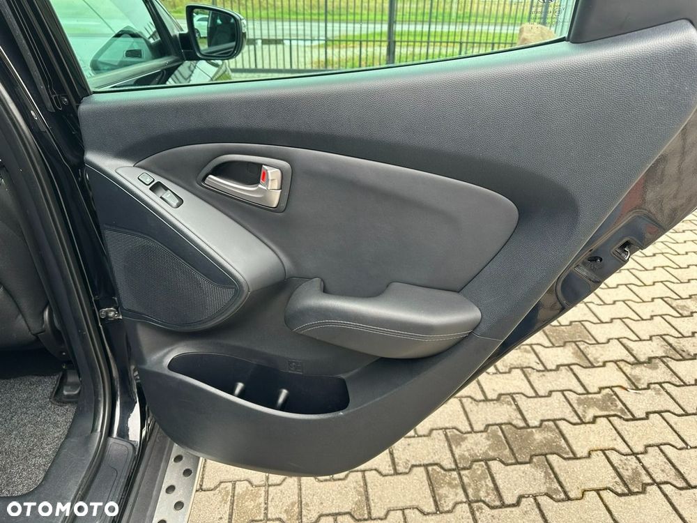 Hyundai ix35 - 15