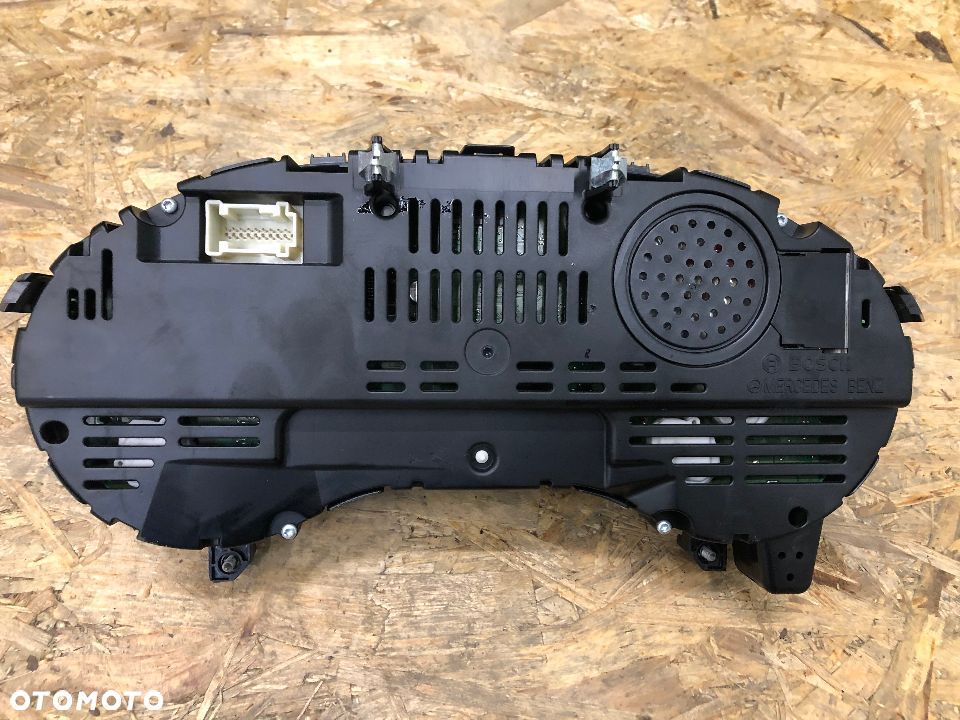 MERCEDES BENZ A-KLASA CLA W176 W117 DIESEL EUROPA LICZNIK ZEGARY A1769007901 A2469026501 - 2