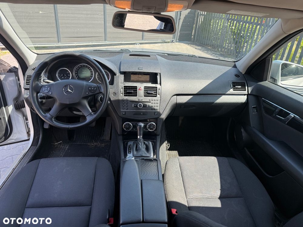 Mercedes-Benz Klasa C 250 T CDI DPF Automatik BlueEFFICIENCY - 9