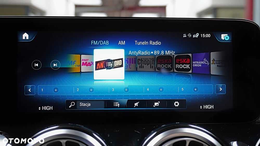 Mercedes-Benz GLB 220 d 8G-DCT - 25