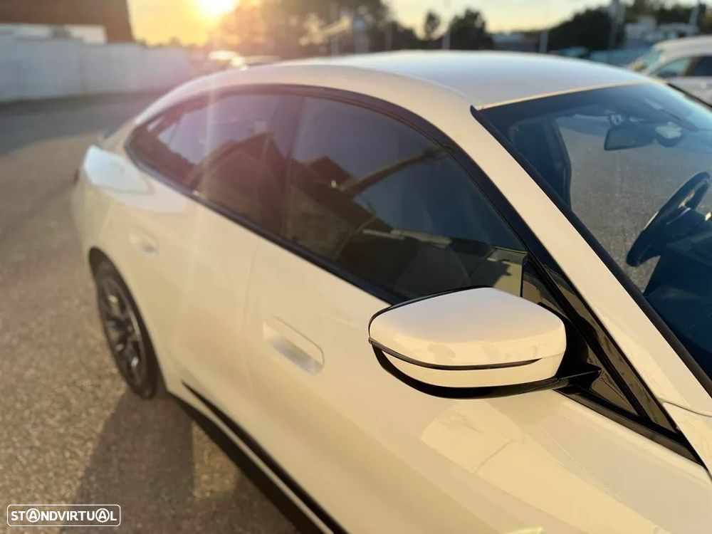 BMW i4 eDrive40 Pack Desportivo M - 10