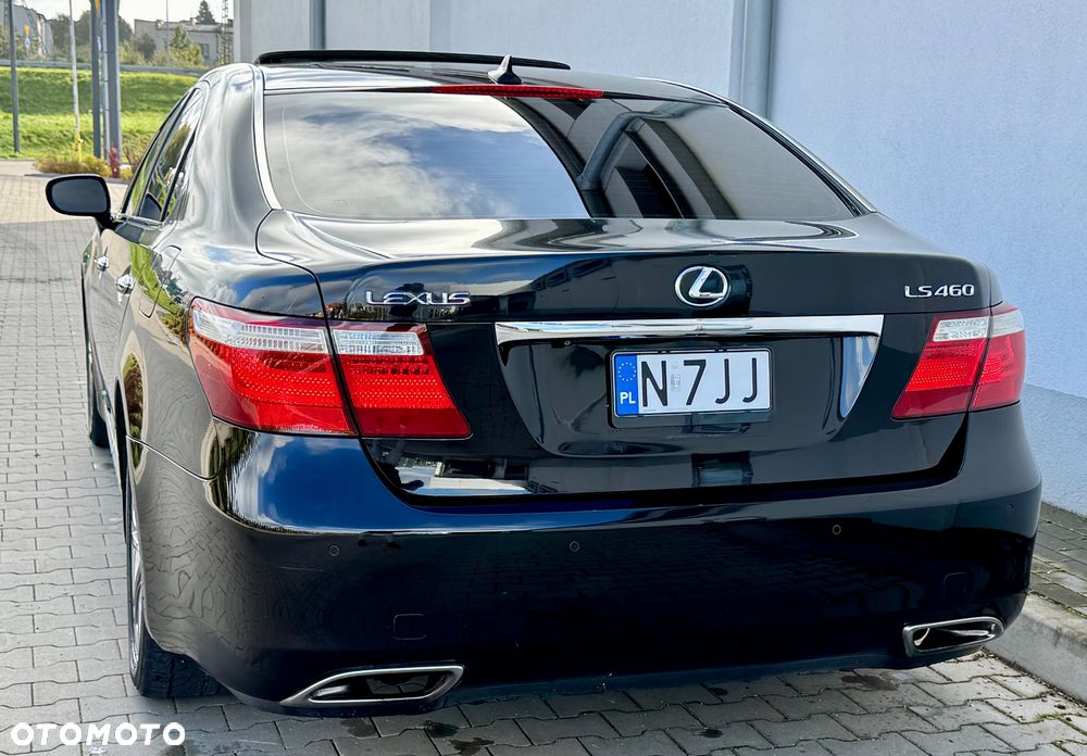 Lexus LS - 27