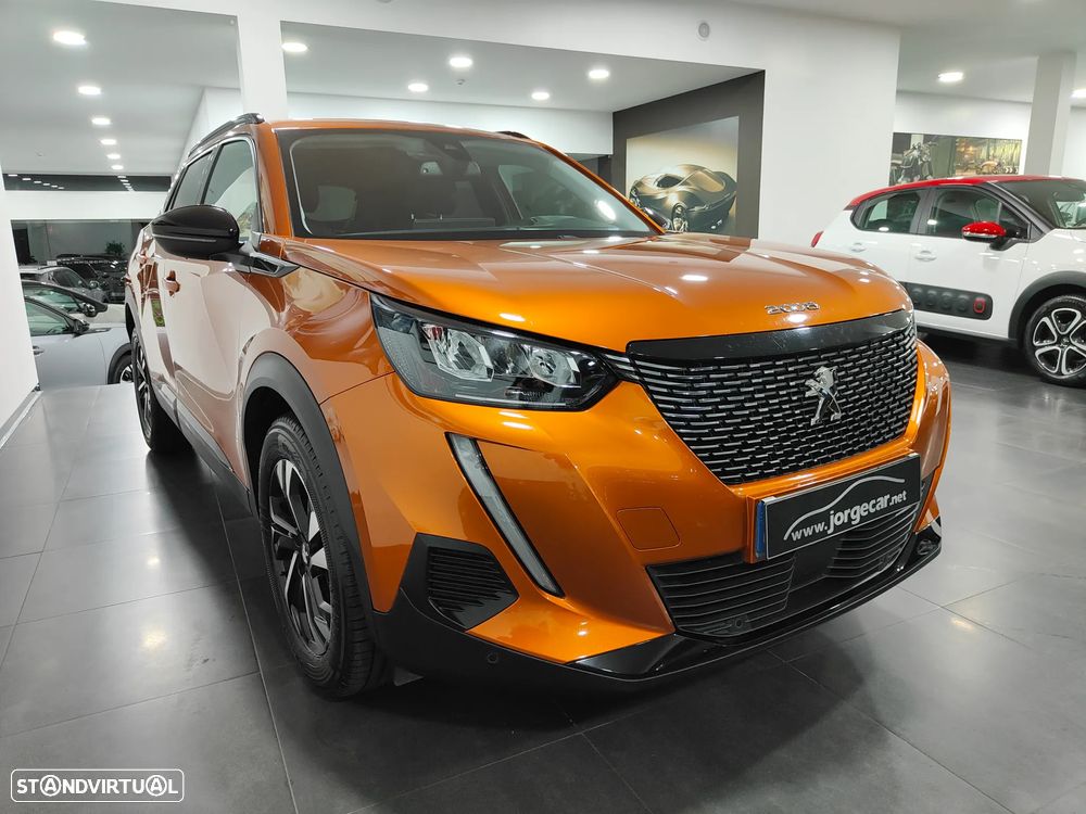 Peugeot 2008 1.2 PureTech Allure - 4