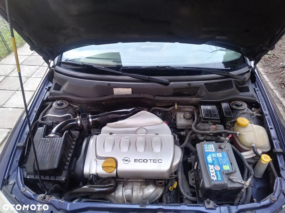 Opel Astra 1.8 Elegance - 8
