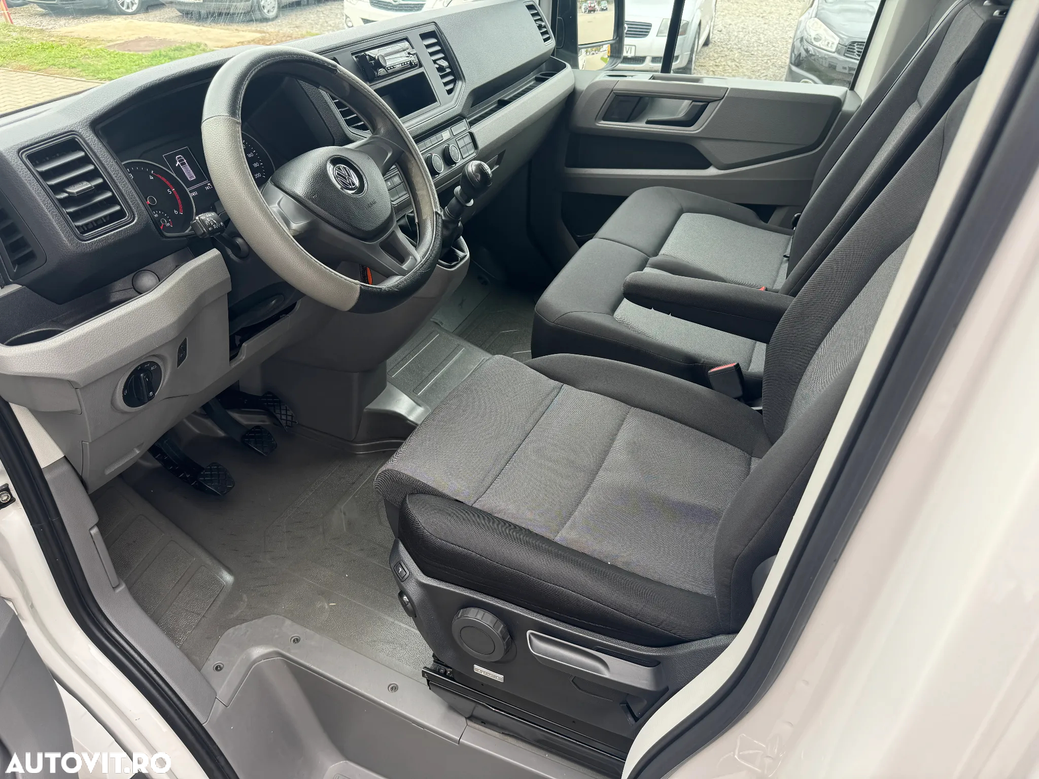 Volkswagen Crafter - 12