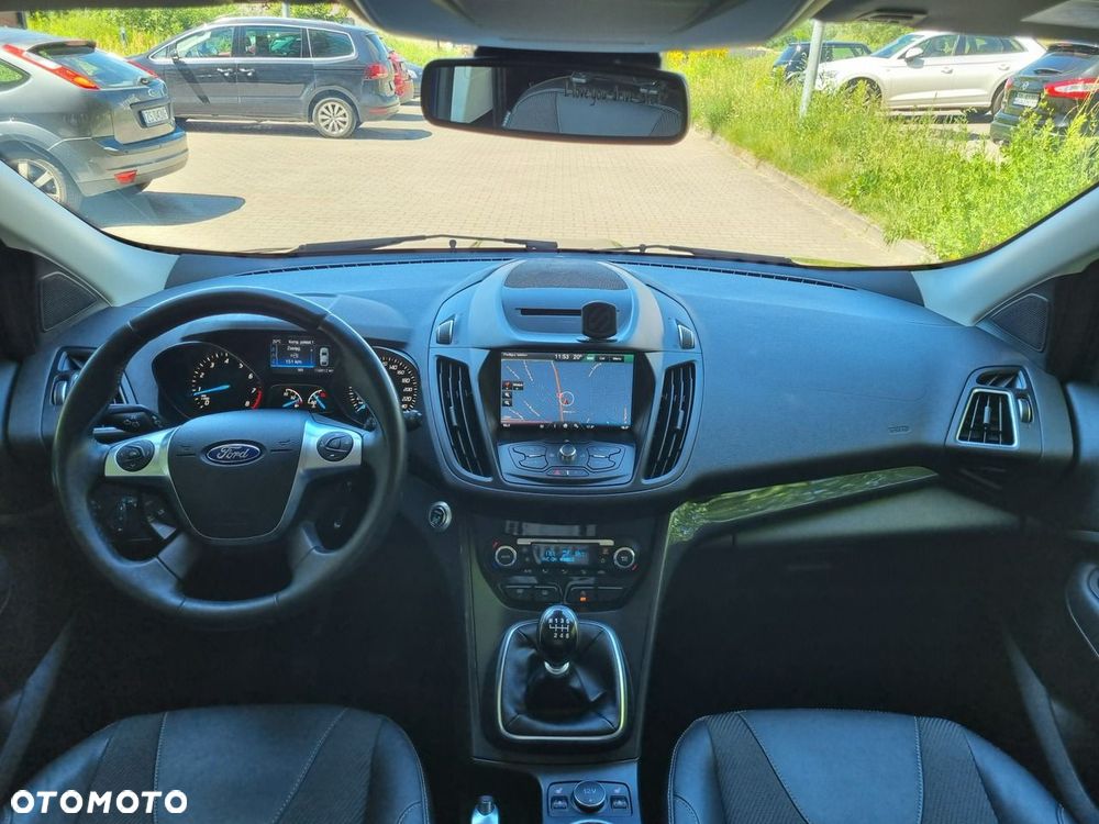 Ford Kuga 1.5 EcoBoost 2x4 Titanium - 14