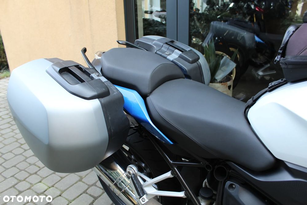 BMW R - 8