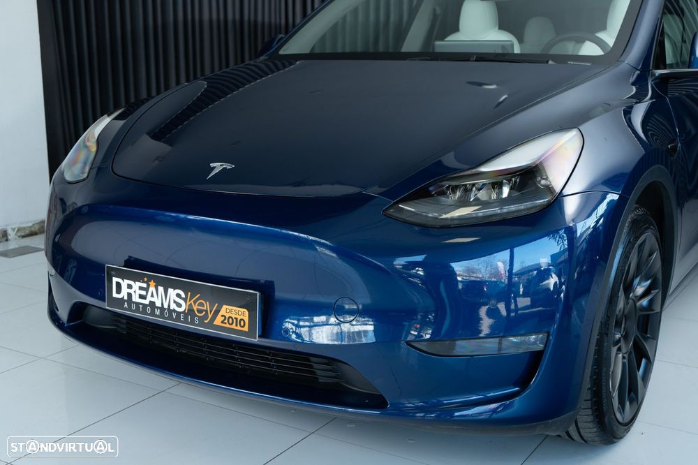 Tesla Model Y Long Range Dual Motor AWD - 32