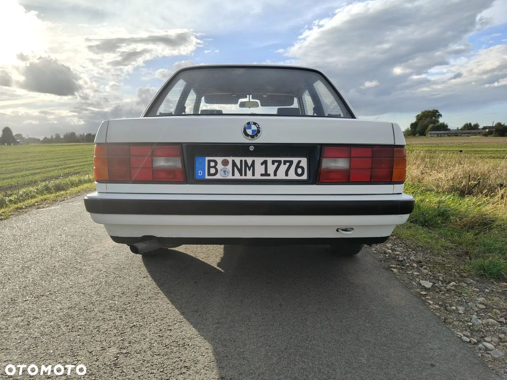 BMW Seria 3 316i - 18