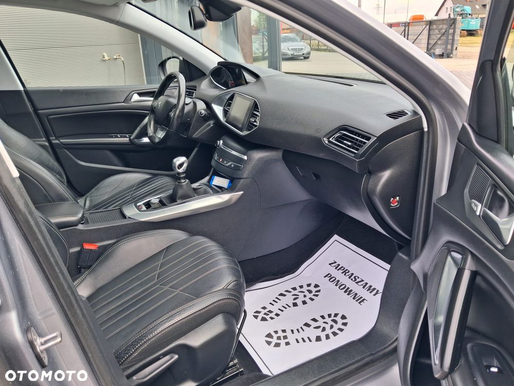Peugeot 308 155 THP Platinum - 24