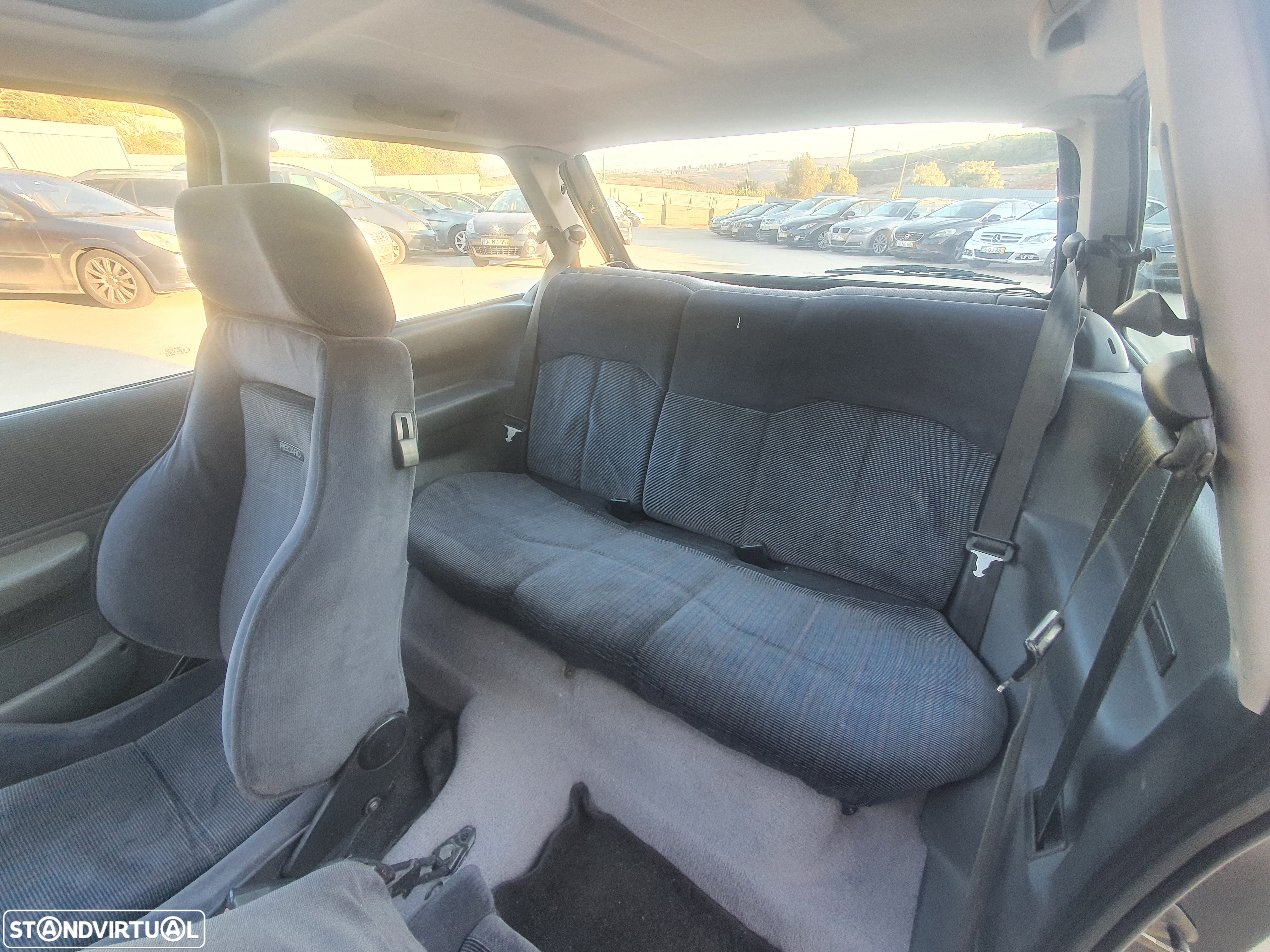 Ford Fiesta 1.6 Turbo - 24
