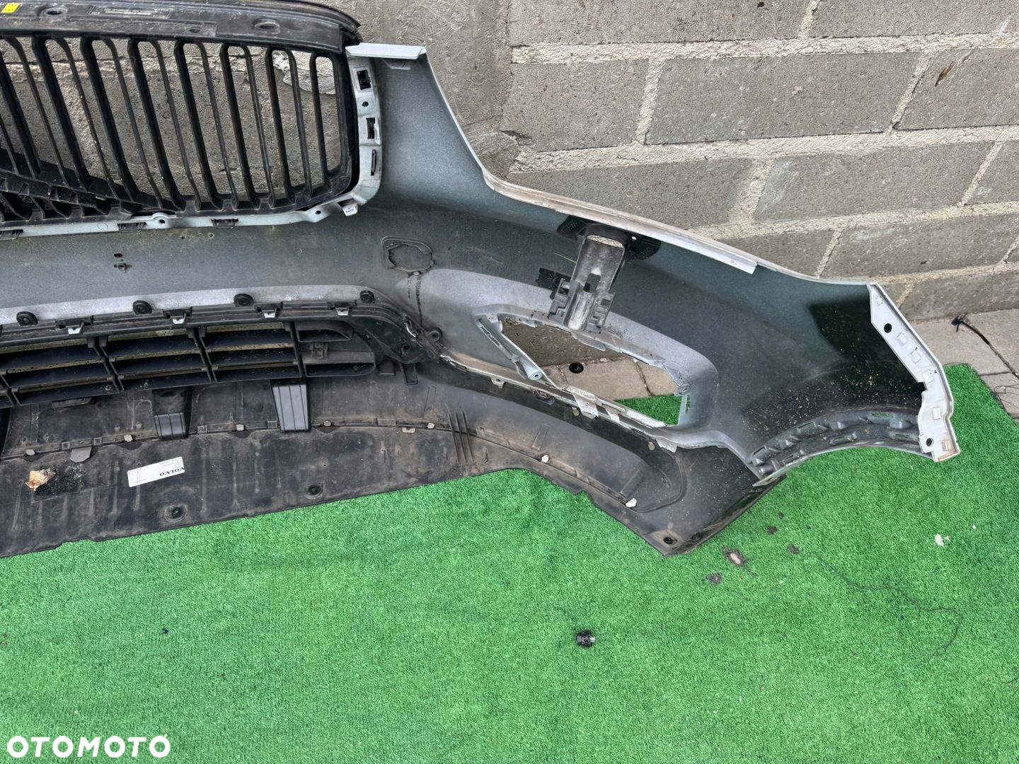 VOLVO XC40 II 18- INSCRIPTION ZDERZAK PRZÓD ORG EU - 13