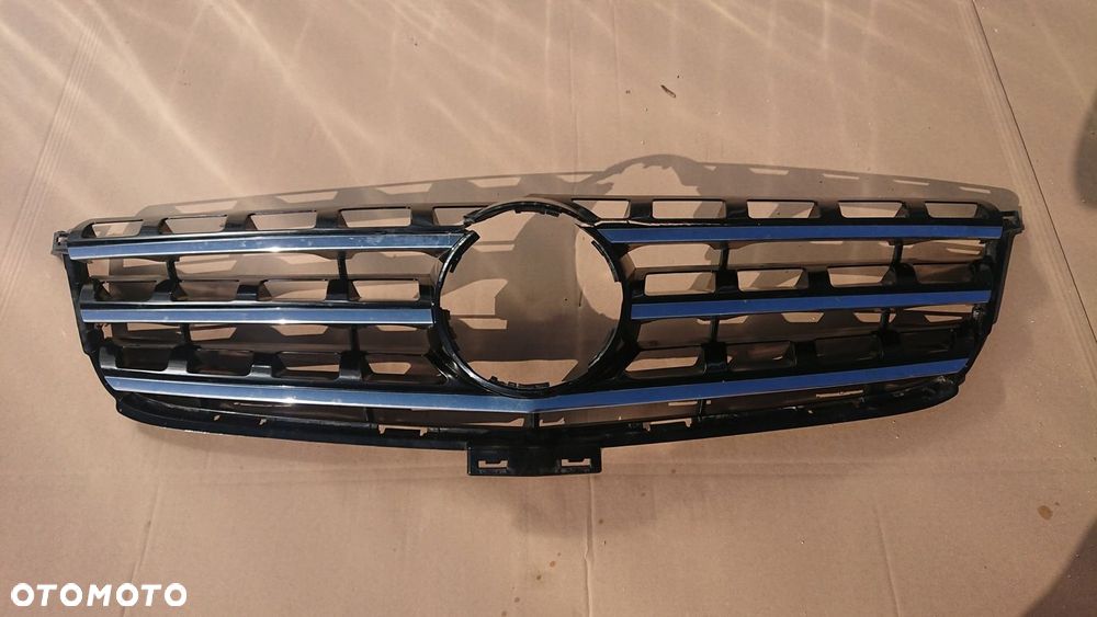 MERCEDES ML 166 GRILL ATRAPA ZDERZAK PRZOD - 1
