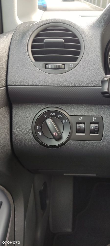 Volkswagen Caddy Comfortline Mixt DSG - 18