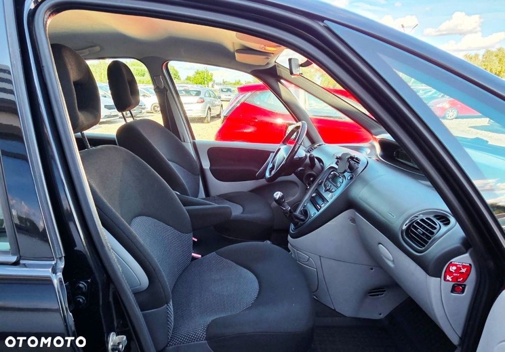 Citroën Xsara Picasso - 10