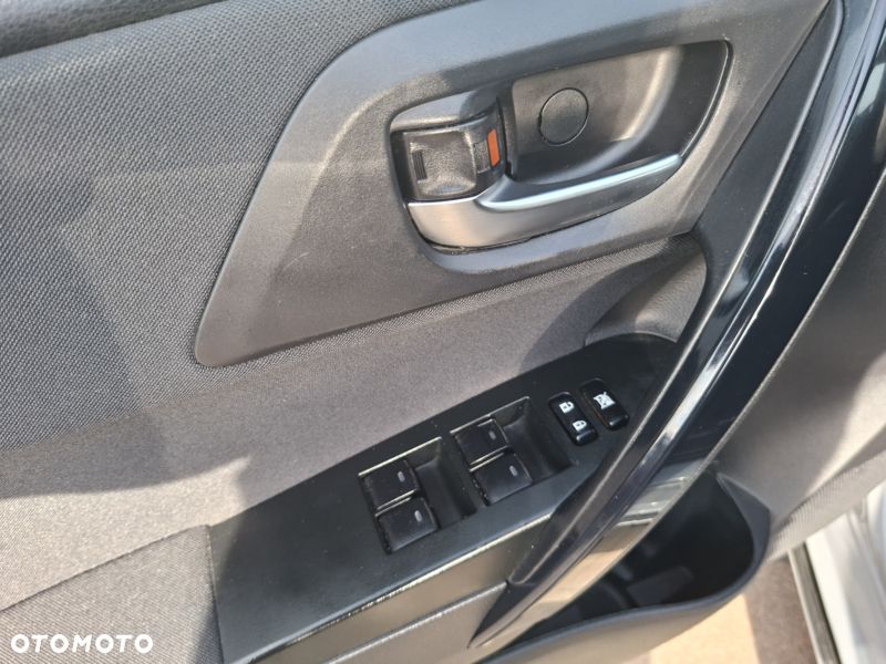 Toyota Auris 1.8 VVT-i Automatik Design Edition - 20