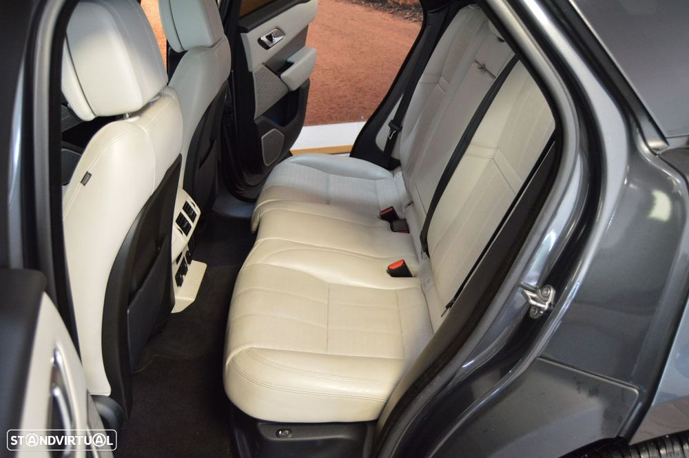 Land Rover Range Rover Velar 3.0 D R-Dynamic HSE - 31