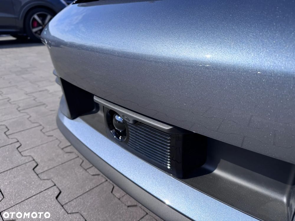 Porsche 911 Carrera - 22