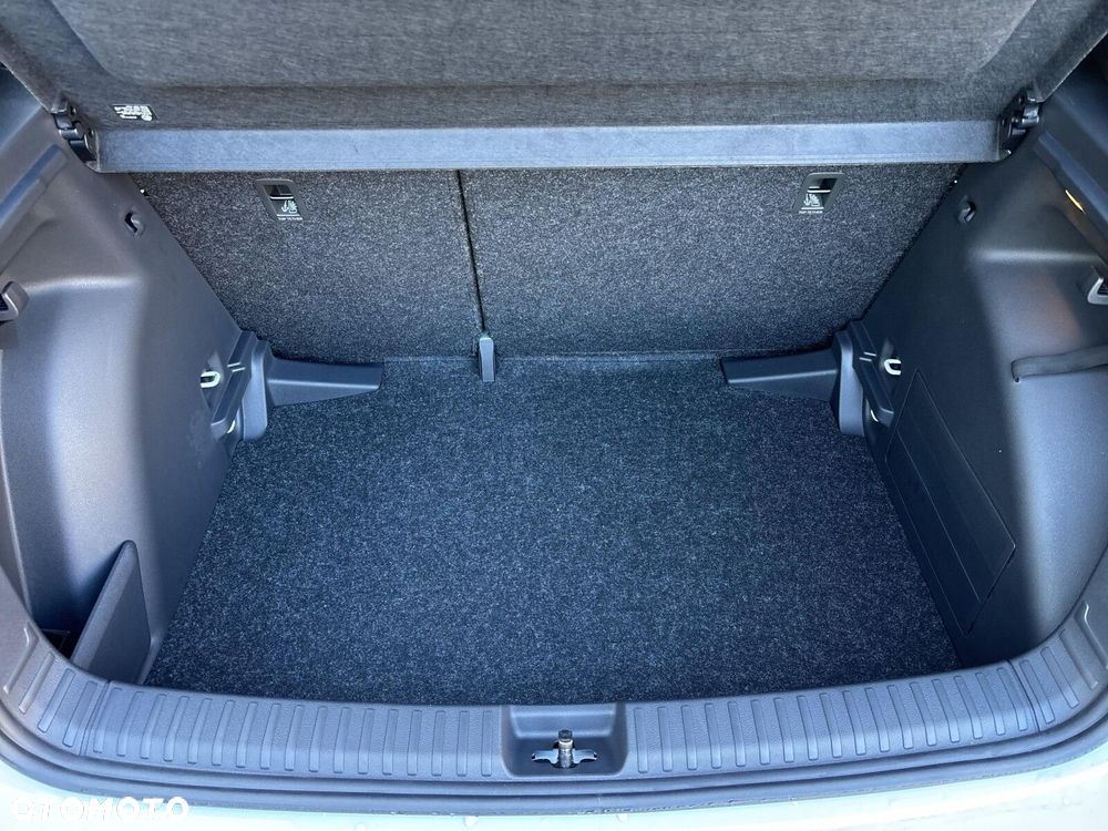 Skoda Fabia 1.0 TSI Monte Carlo DSG - 17