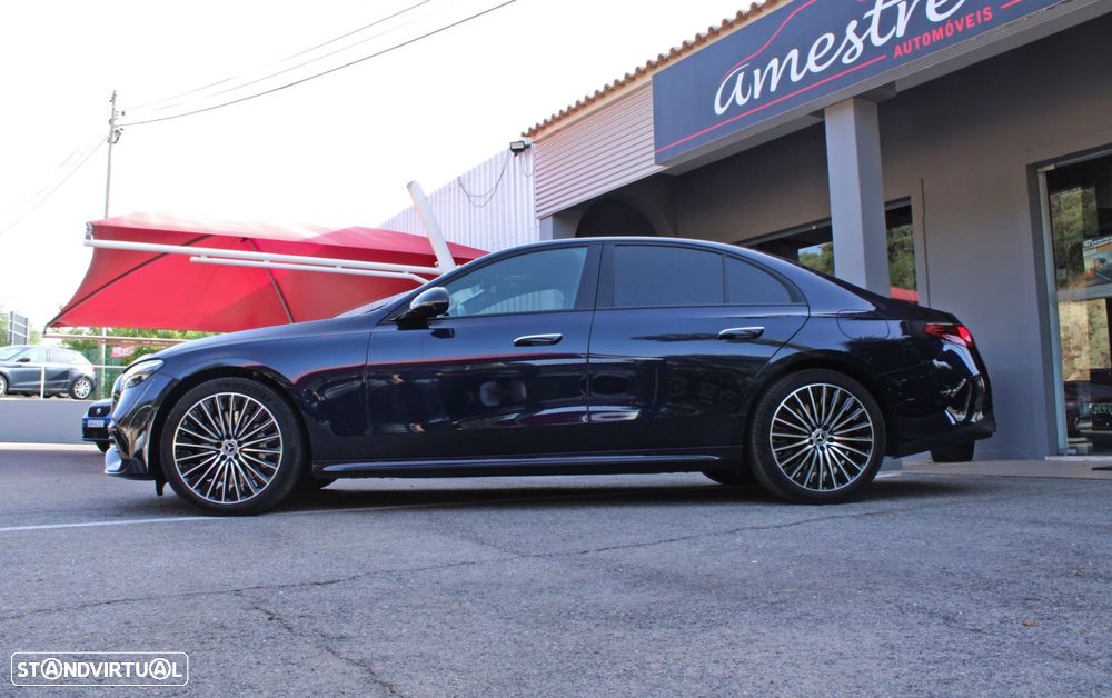 Mercedes-Benz E 300 de AMG Line - 3