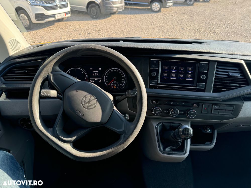 Volkswagen Caravelle T6.1 2.0 TDI 110 kW KR Highline - 23