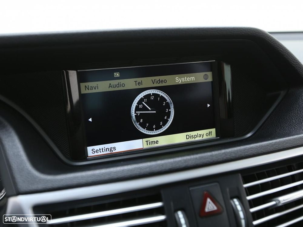 Mercedes-Benz E 250 CDi Avantgarde BE Auto. - 22