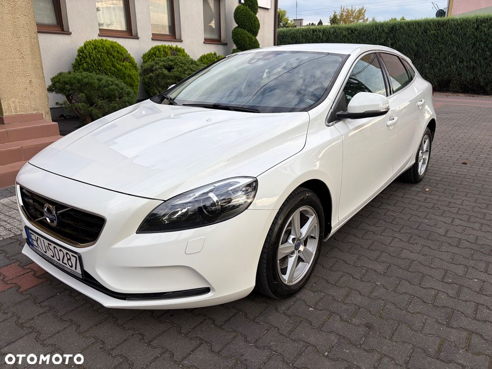 Volvo V40 D3 Momentum - 17