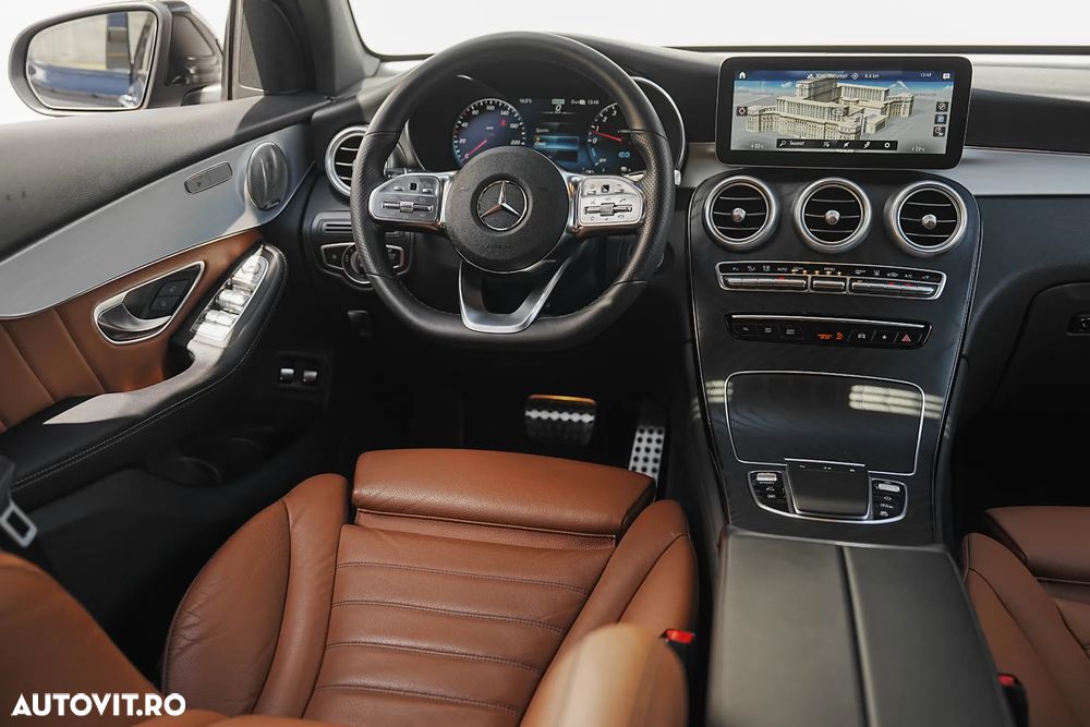 Mercedes-Benz GLC Coupe 300 e 4Matic 9G-TRONIC AMG Line Plus - 19