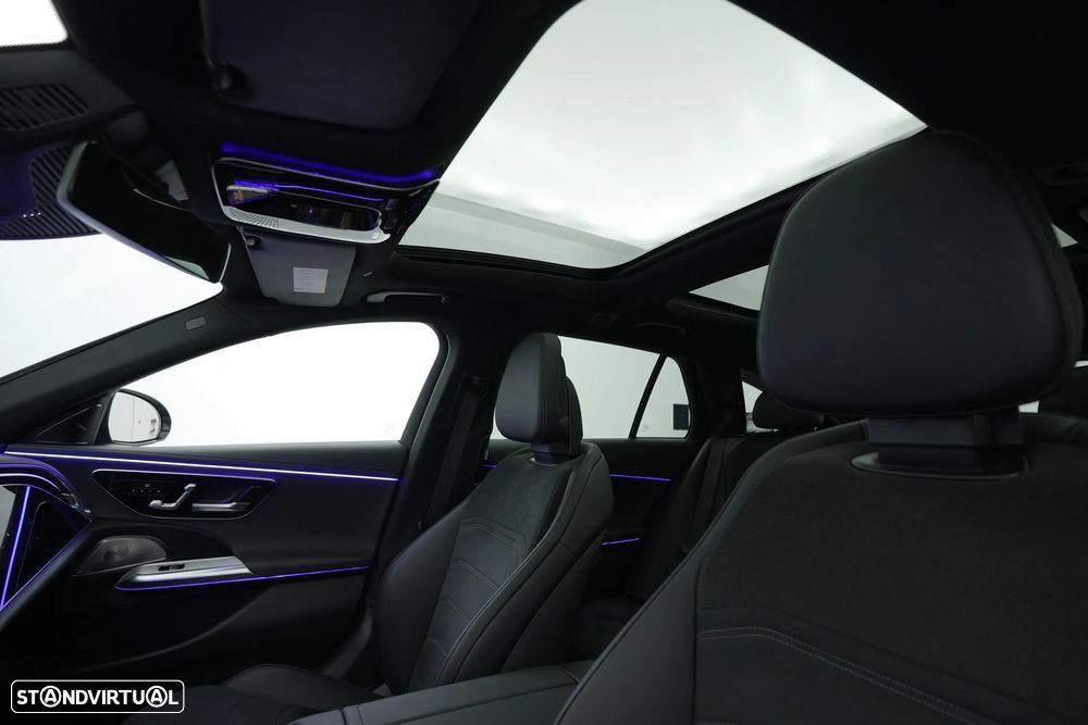 Mercedes-Benz E 300 e AMG Line - 35