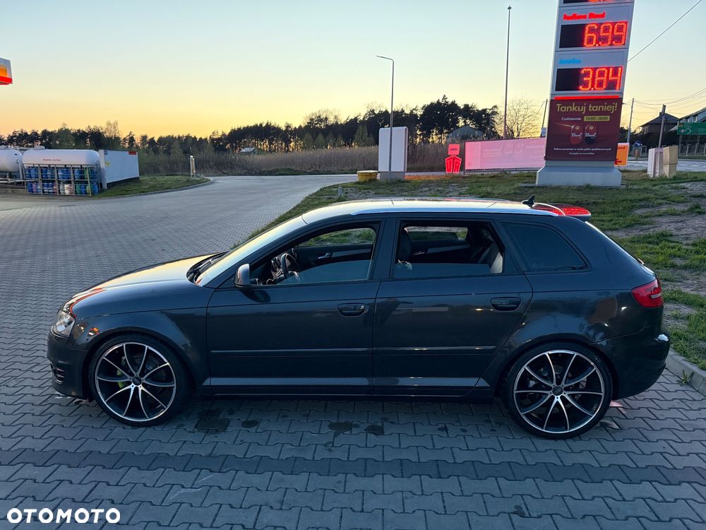 Audi A3 Sportback 1.8 TFSI Ambiente - 6