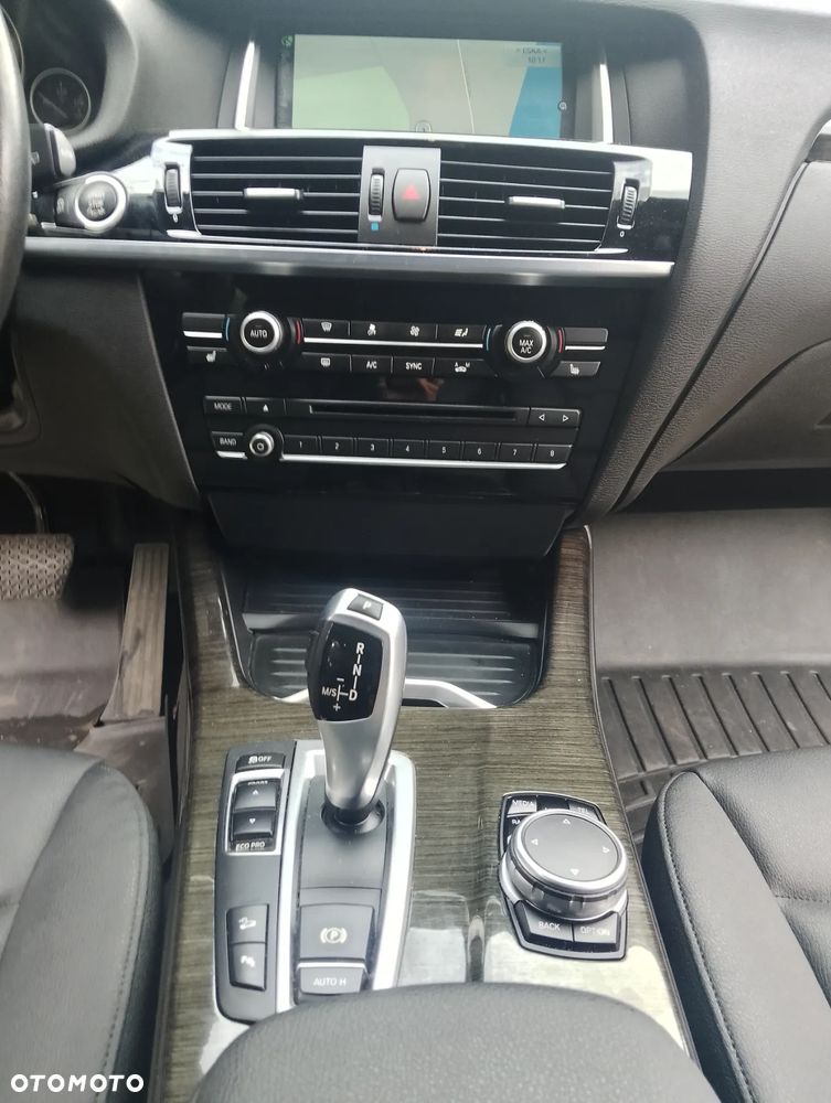 BMW X3 xDrive28i xLine - 18