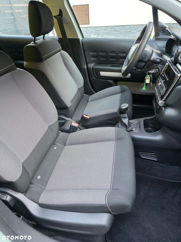 Citroën C3 1.2 PureTech Feel - 16