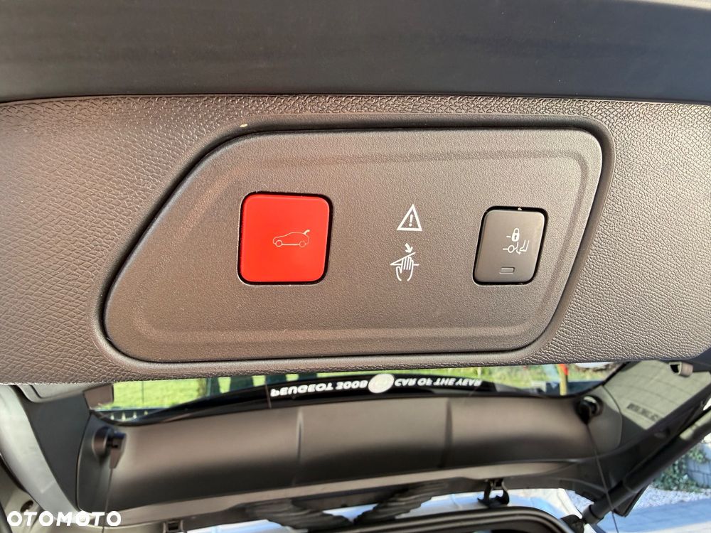 Peugeot 3008 - 18