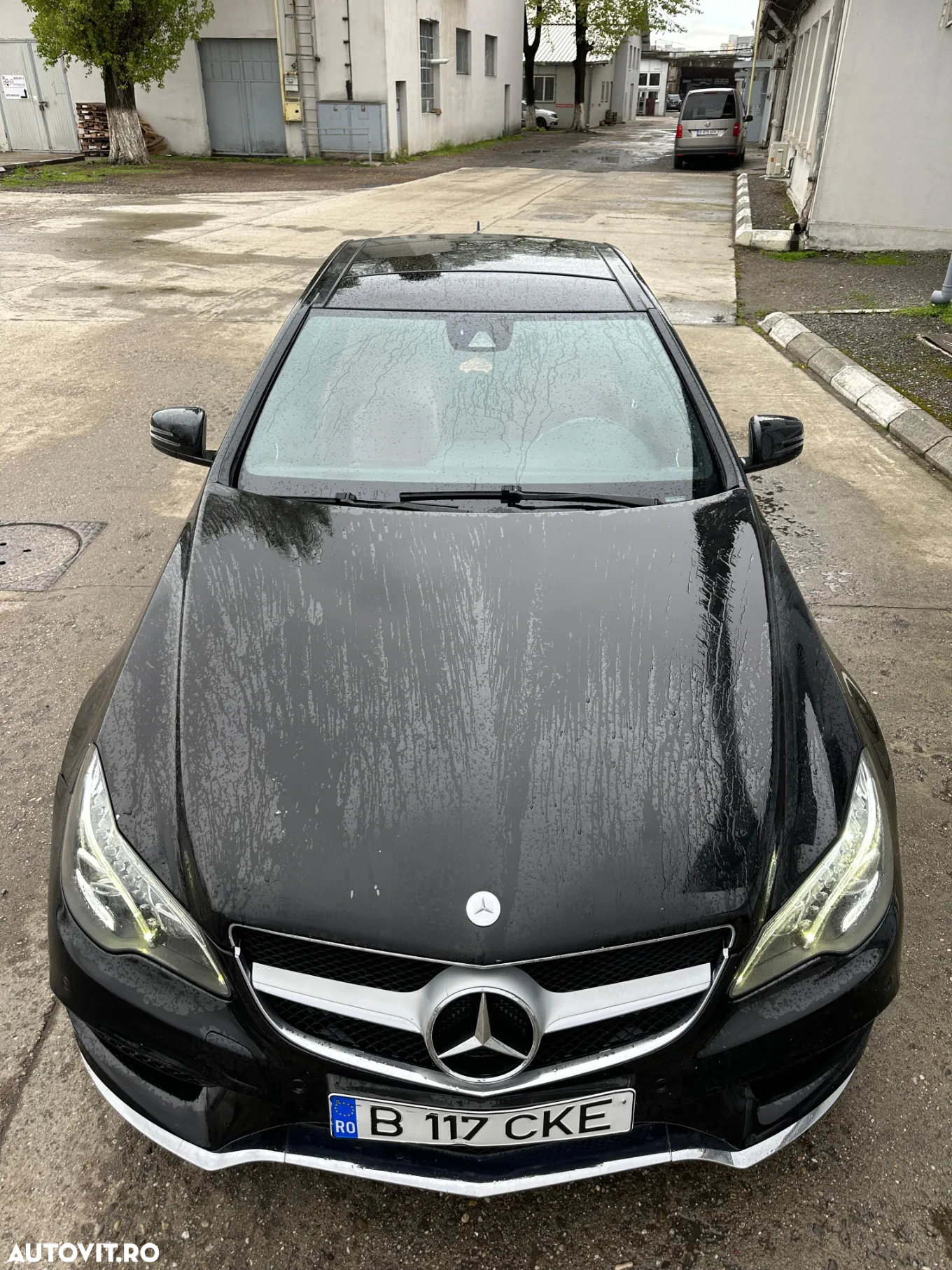 Mercedes-Benz E - 11
