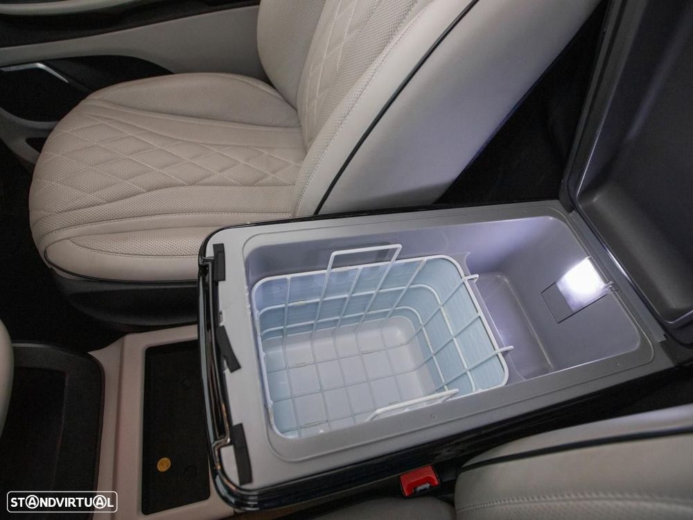 Mercedes-Benz V 300 d Exclusive - 16