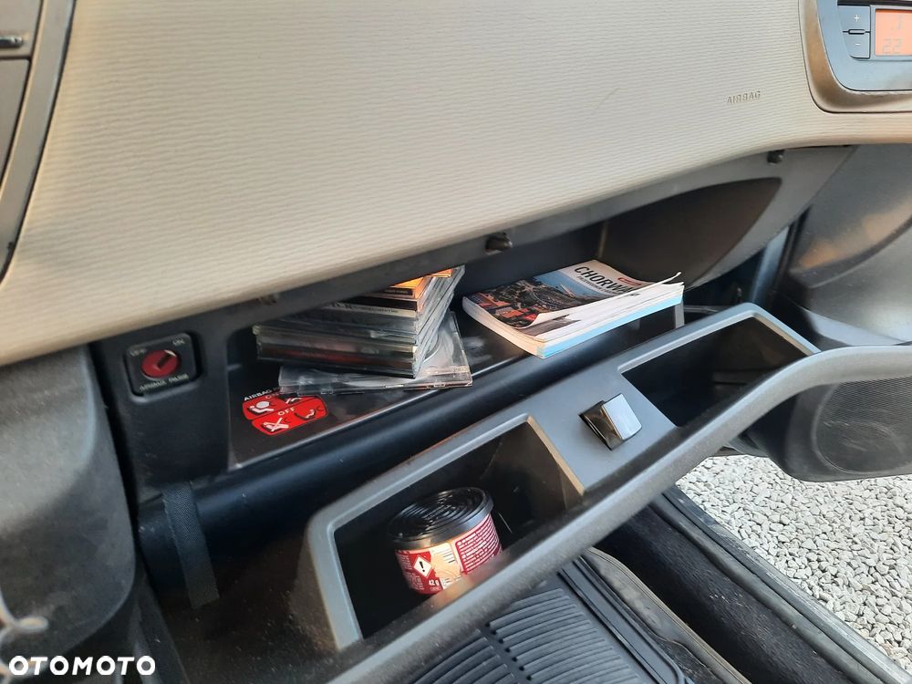 Citroën C4 Grand Picasso 2.0 16V EGS6 Exclusive - 17