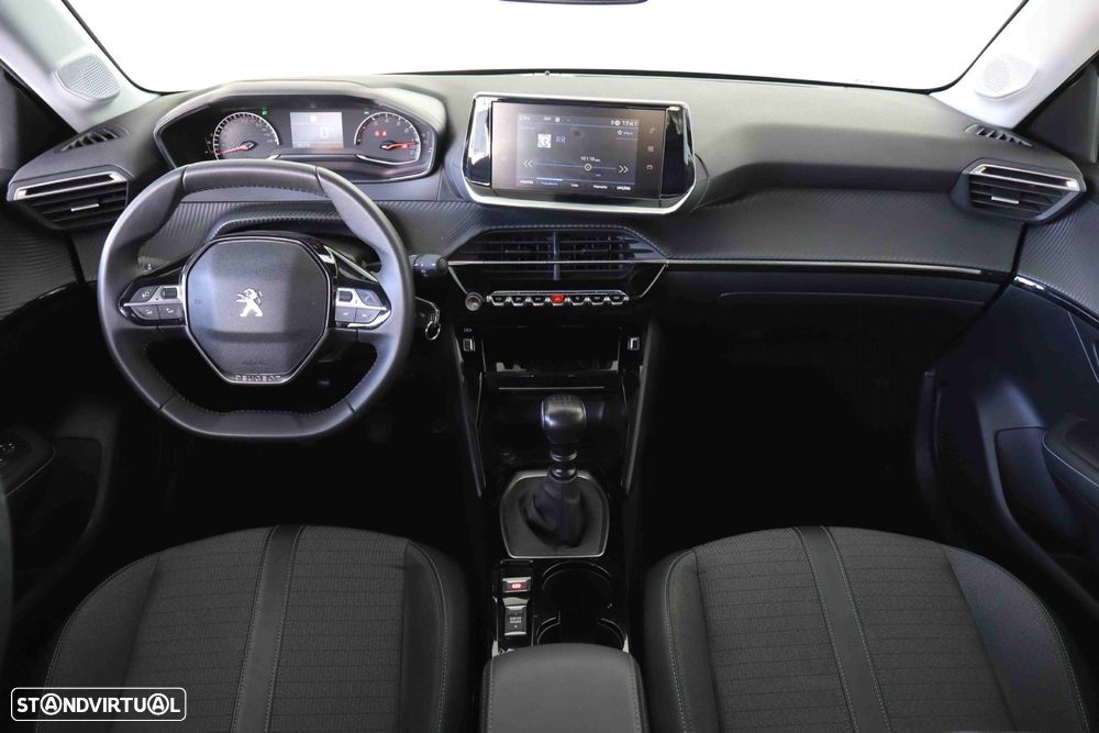 Peugeot 208 - 19