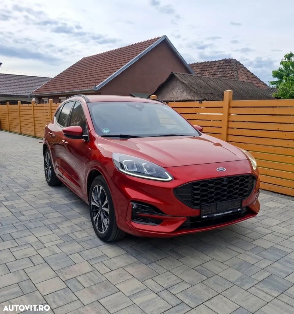 Ford Kuga - 1